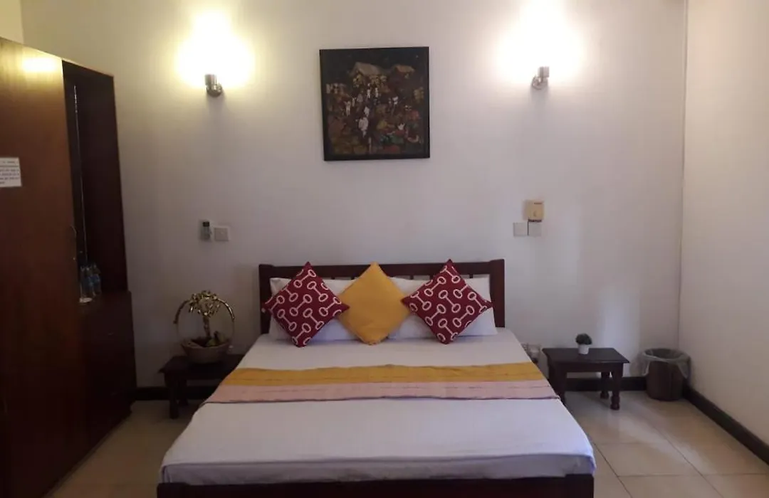 Chelsea Villa Bnb Colombo-1