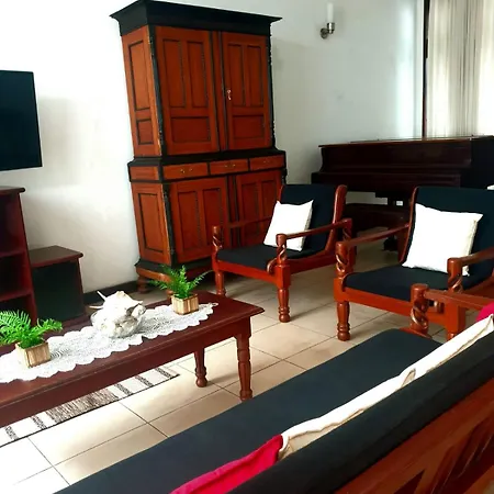 Chelsea Villa Bnb Colombo-2